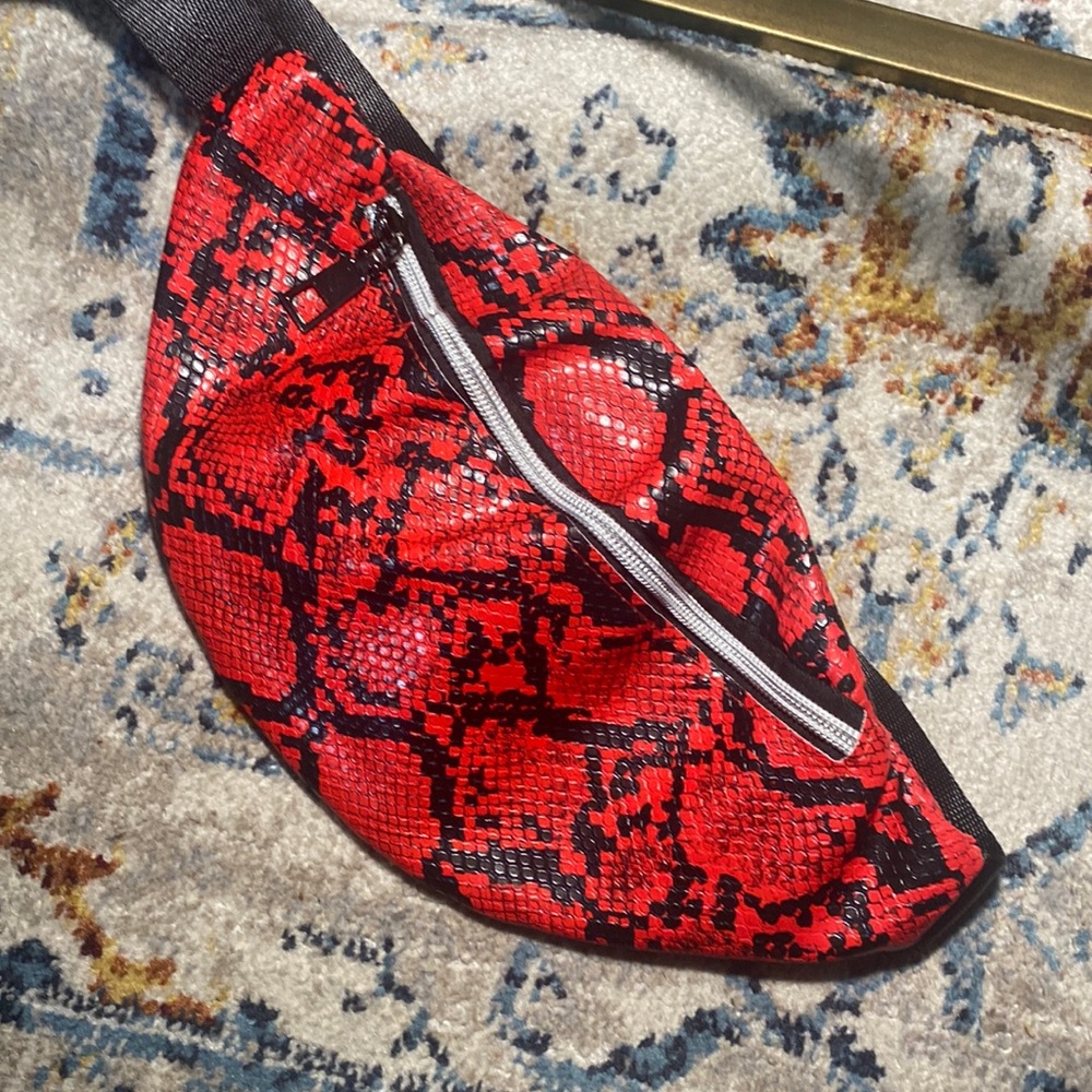 Red snake lizard skin Fanny pack